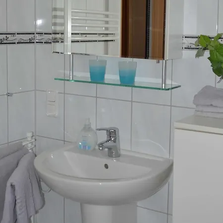 홈스테이 Bebensee Edda Dz